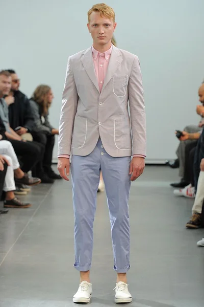 Look 35